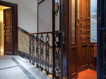 Apartment Casavignoni Luxury Apartment Near To Spanish Step Rom